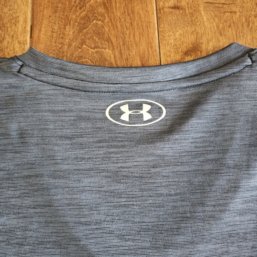 NWOT: Under Armour heatgear tee size L - Picture 9 of 13